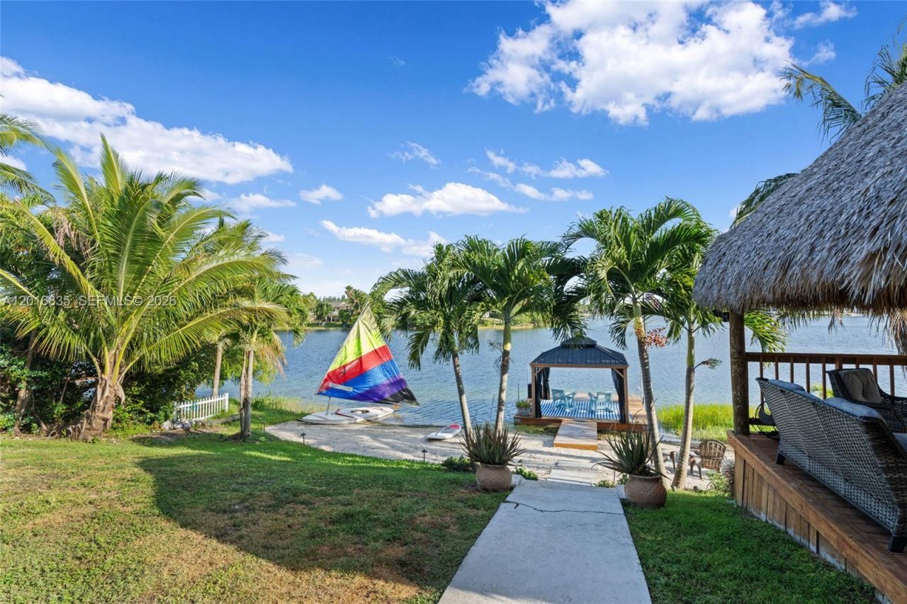 7964 SW 199th Ter, Cutler Bay, FL 33189 Photo