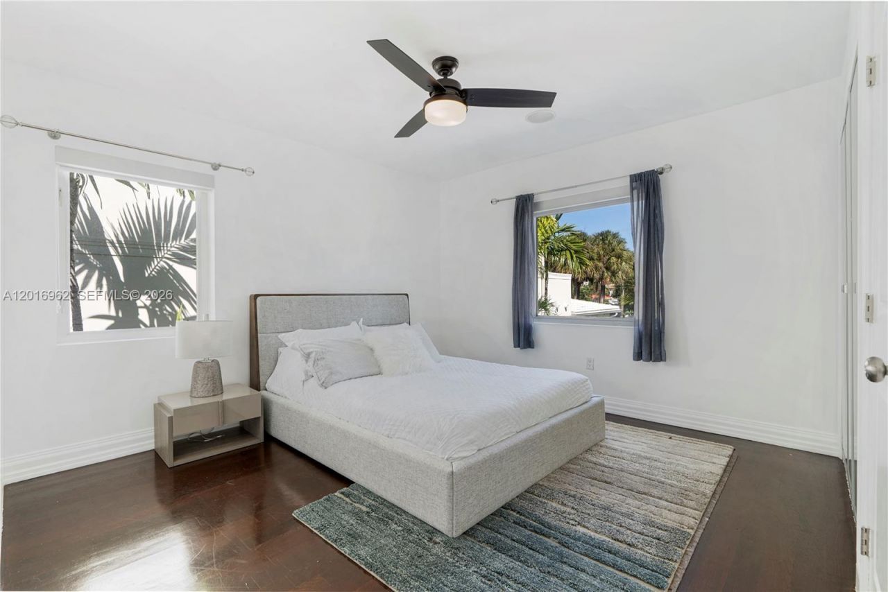 9380 Bay Drive , Surfside, FL 33154 Photo
