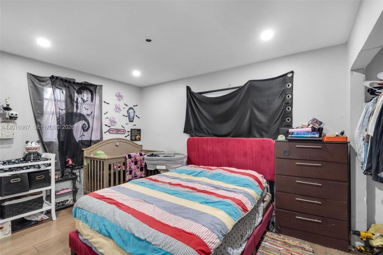1121 N 71st Ave, Hollywood, FL 33024 Photo