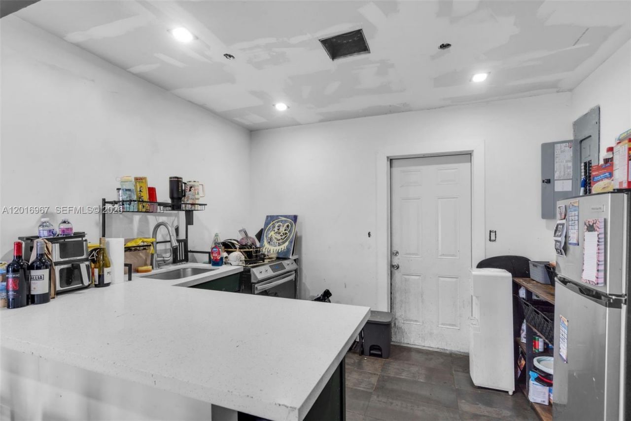 1121 N 71st Ave, Hollywood, FL 33024 Photo