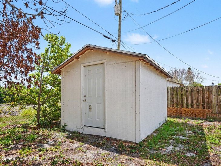 587 Teak Drive, Melbourne, FL 32935