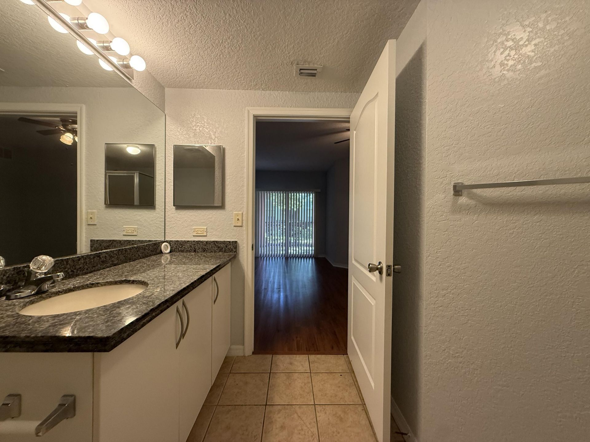 144 SW Peacock Boulevard, Unit 23-101, Port Saint Lucie, FL 34986 Photo