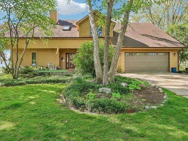 1529 Comanche Glen, Madison, WI 53704