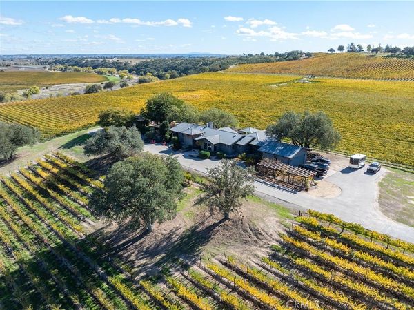 7790 Airport Road, Paso Robles, CA 93446