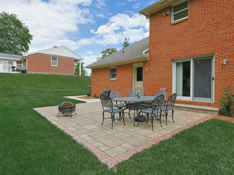 6709 Devonwood Drive, North College Hill, OH 45224 Photo 16