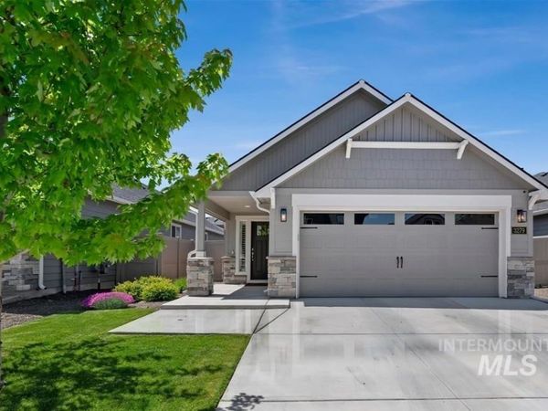 3279 NW 12th Ave, Meridian, ID 83646