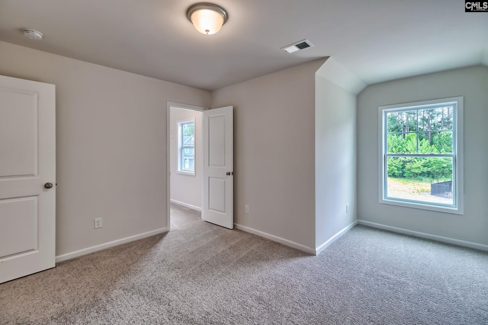 820 Daniel Lake Court  Photo 34