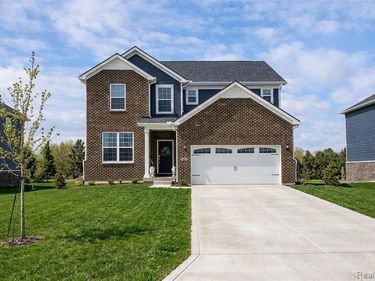 2882 Trillium Hills Drive, Commerce Twp, MI 48382