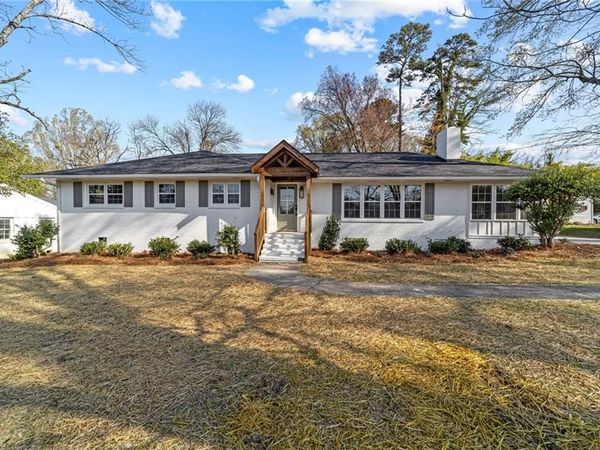 212 W Cornwallis Drive , Greensboro, NC 27408