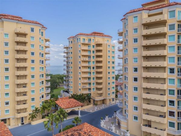 ST PETERSBURG, FL 33701