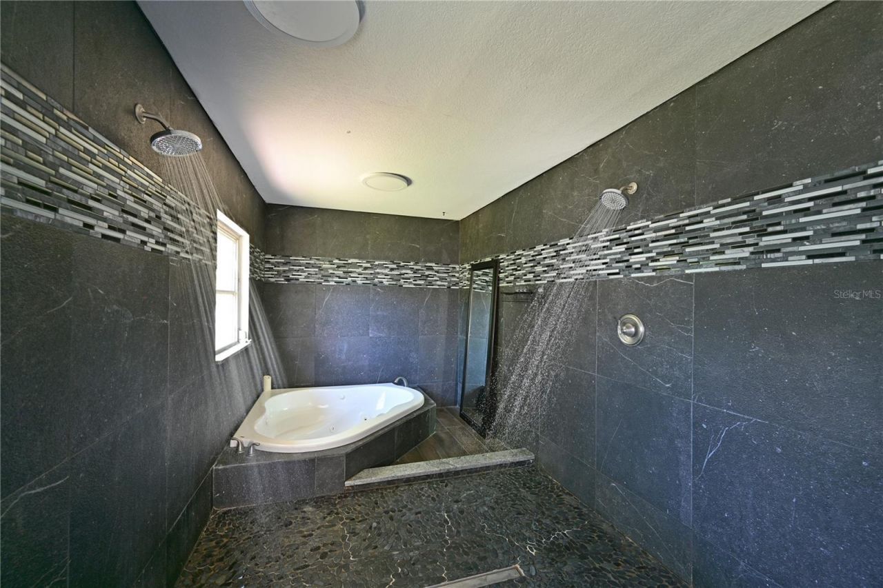 1423 12th Avenue W, Palmetto, FL 34221 Photo