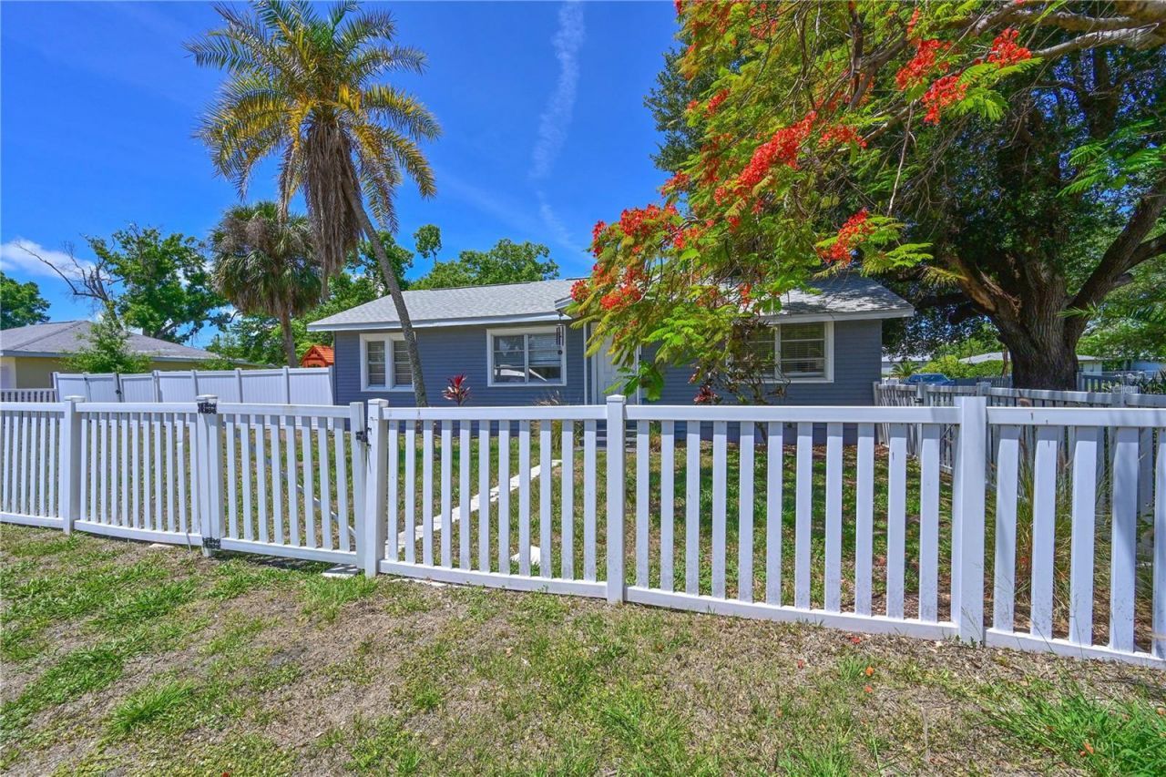 1423 12th Avenue W, Palmetto, FL 34221 Photo