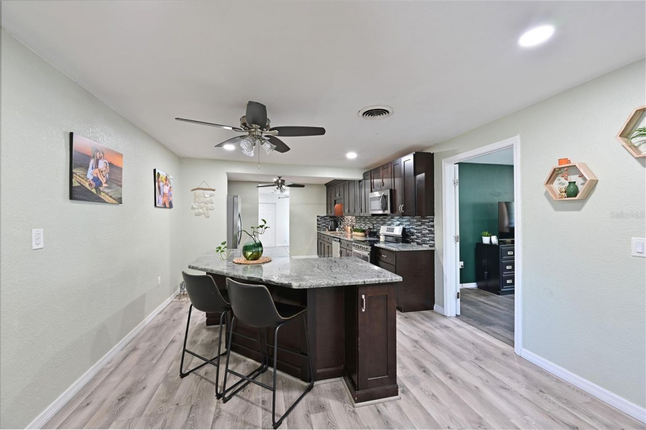 1423 12th Avenue W, Palmetto, FL 34221 Photo