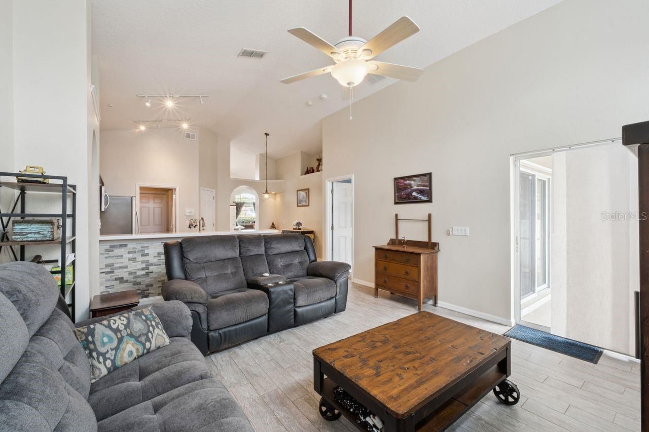 19668 Knight Tale Lane, Orlando, FL 32833 Photo