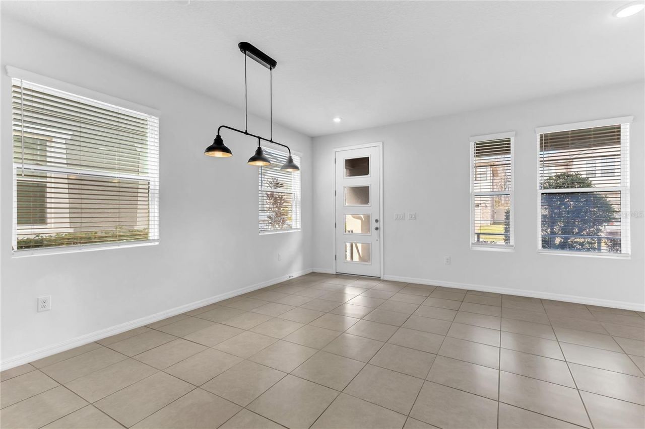 2274 Centerra Loop, Kissimmee, FL 34741 Photo
