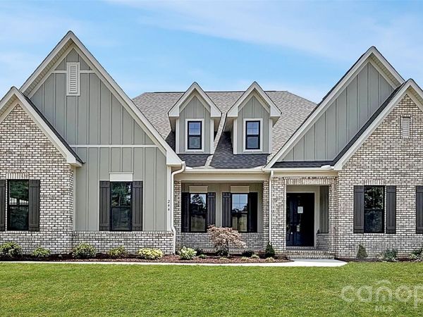 244 Colton Place NE, Concord, NC 28025
