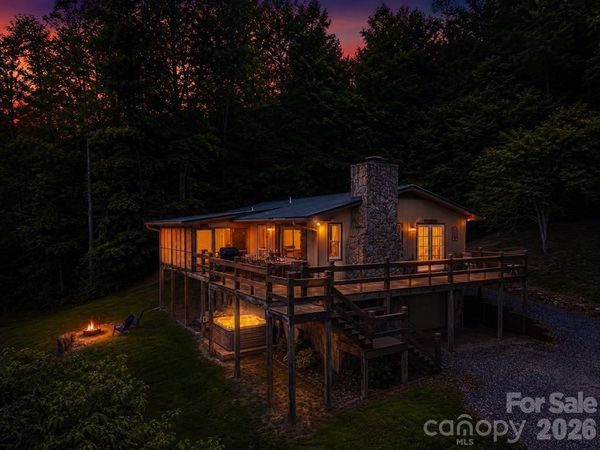 1413 Kitchens Branch Road , Sylva, NC 28779