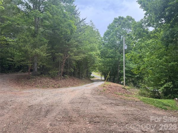 124 Parker Road, Casar, NC 28020