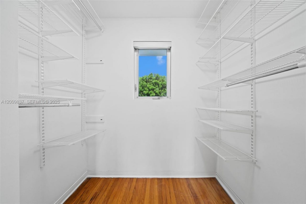 114 3 San Marino Ter, Miami Beach, FL 33139 Photo