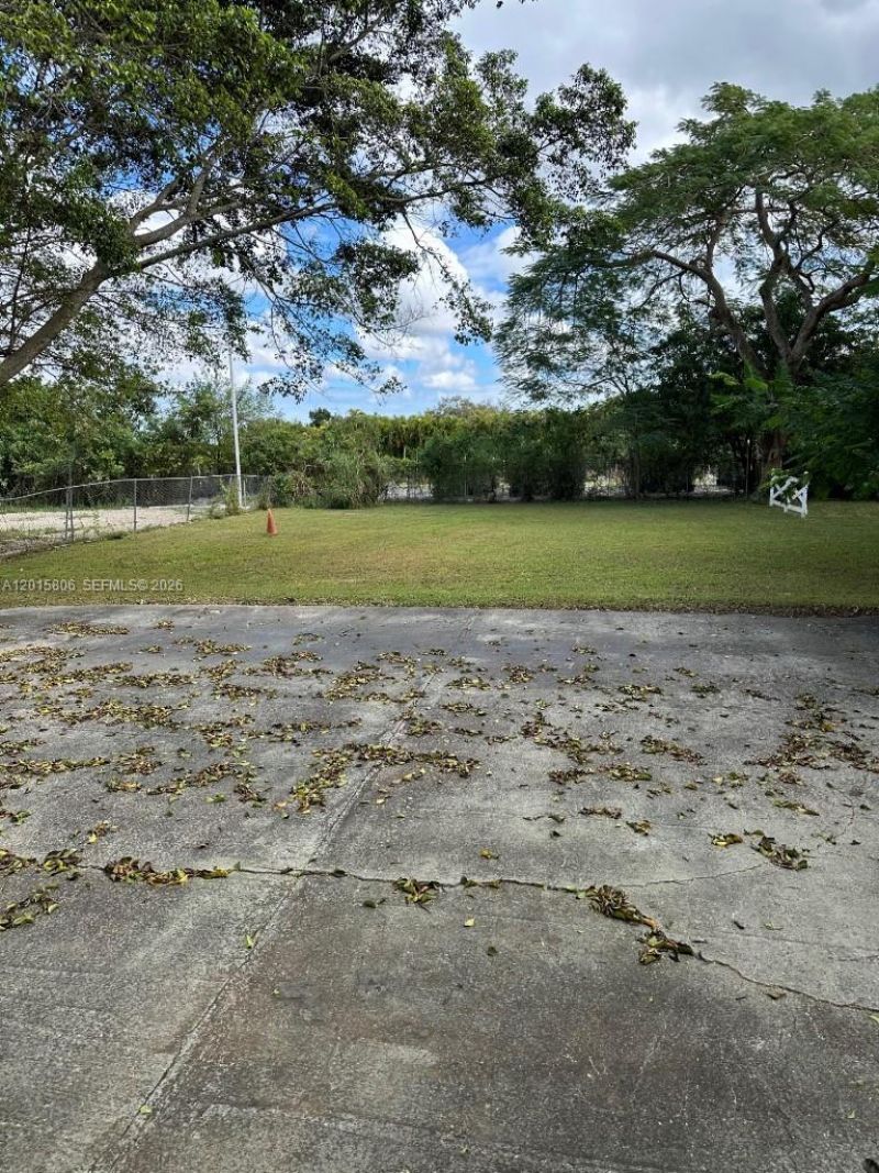 19191 SW 232nd St , Miami, FL 33170 Photo
