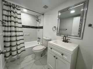 5050 NW 7th St, Unit 220, Miami, FL 33126 Photo