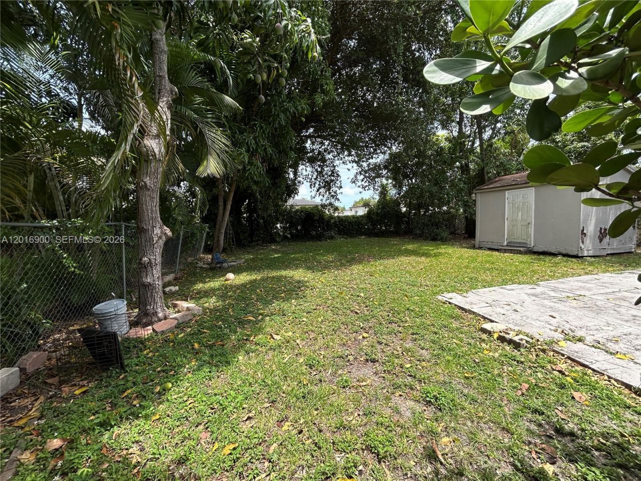 2843 SW 37th Ct , Unit W, Miami, FL 33134 Photo