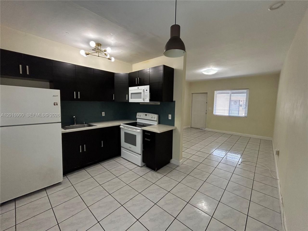 2843 SW 37th Ct , Unit W, Miami, FL 33134 Photo