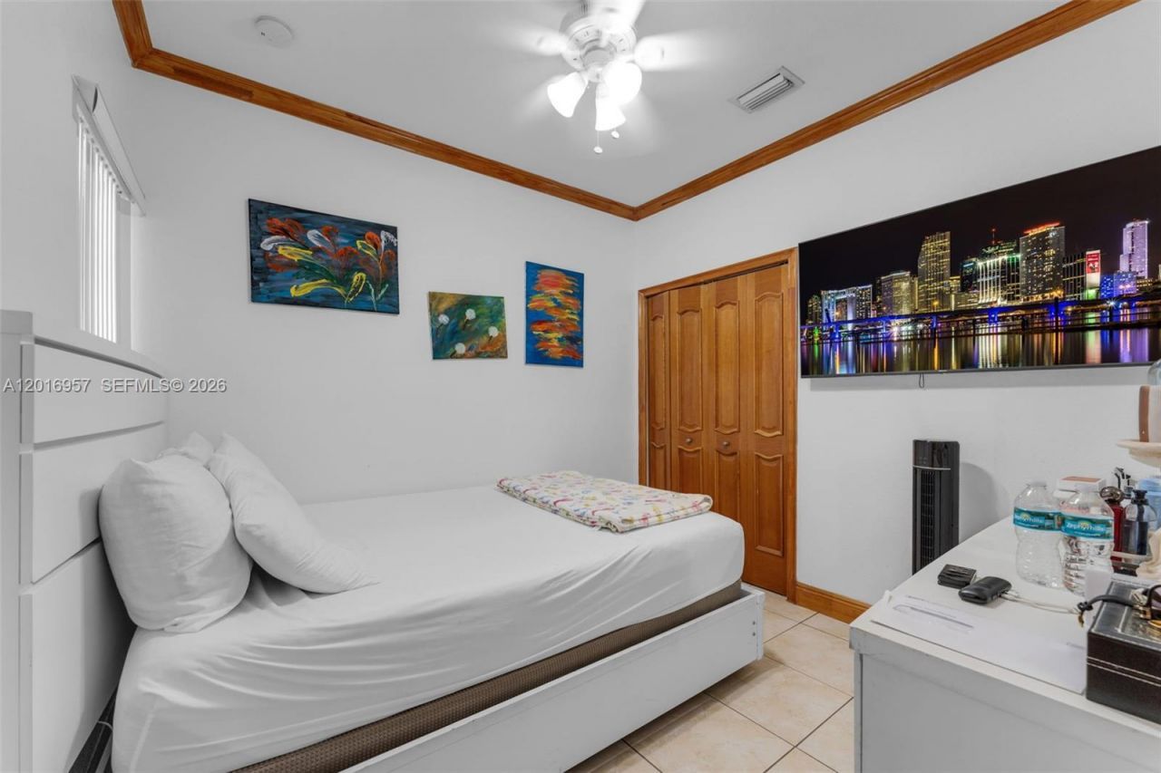 12266 SW 215th Ter , Miami, FL 33177 Photo