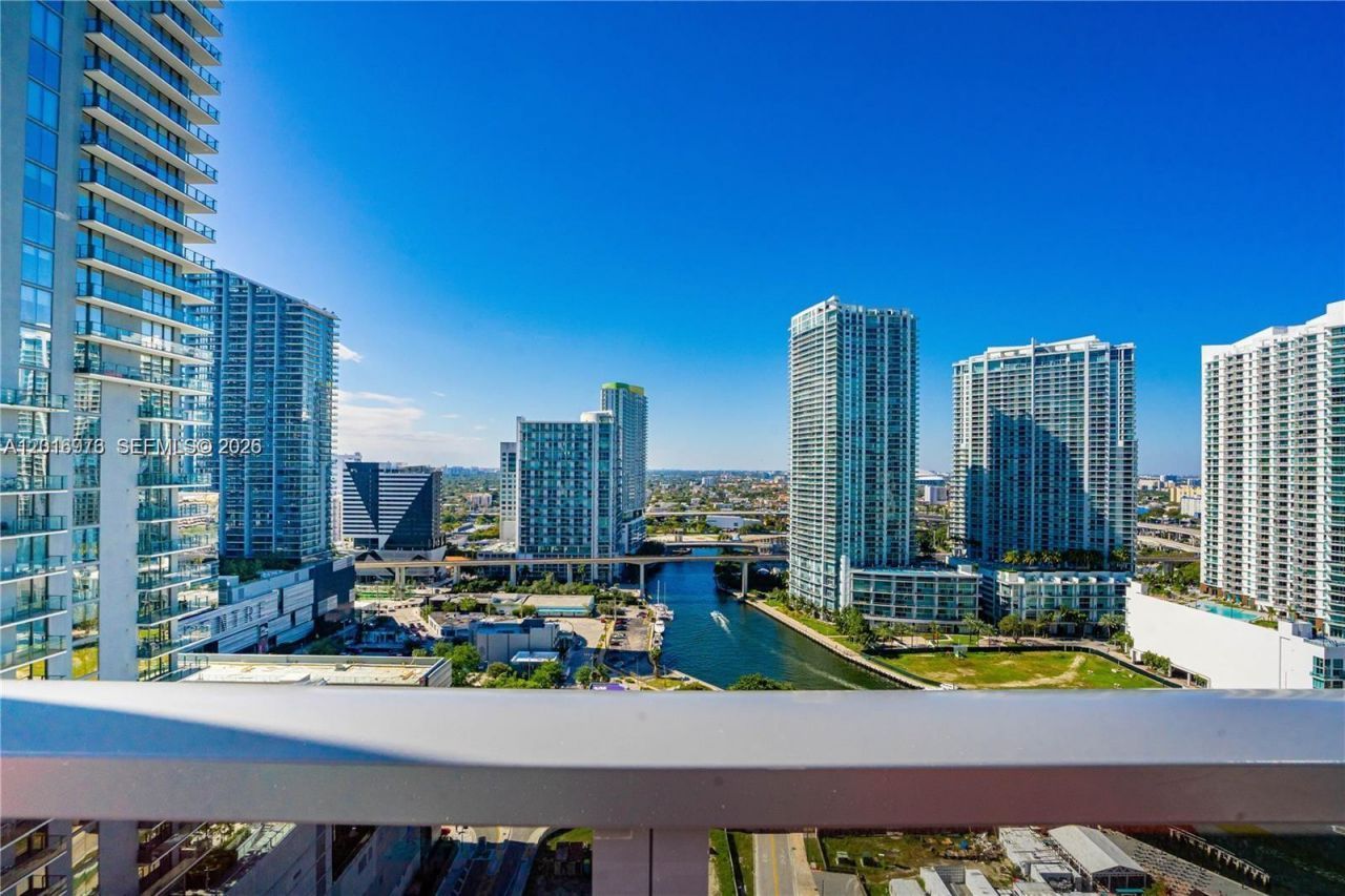 31 SE 6th St , Unit 2205, Miami, FL 33131 Photo