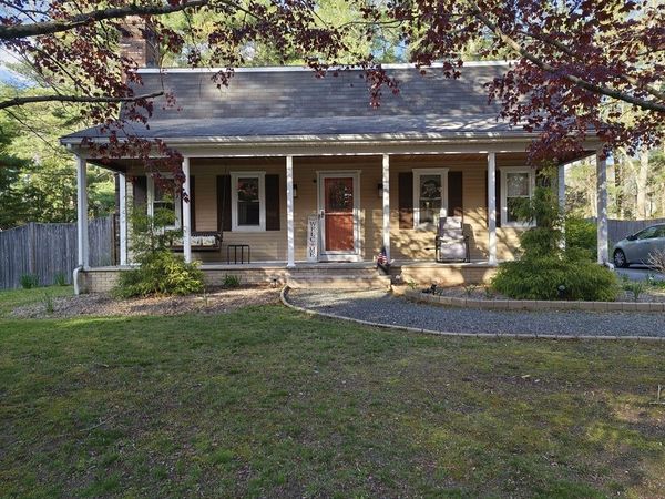 1 Kelly Dr, Freetown, MA 02717