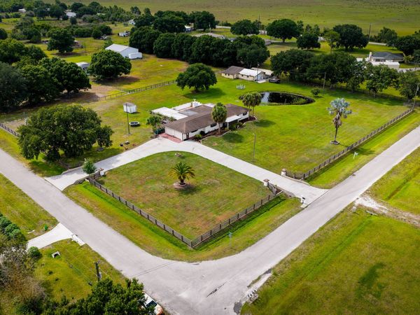 11405 NW 2nd Terrace, Okeechobee, FL 34972