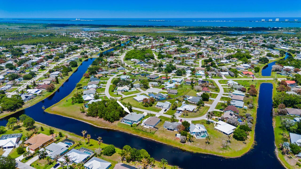 2549 SE Lyman Circle, Port Saint Lucie, FL 34952 Photo