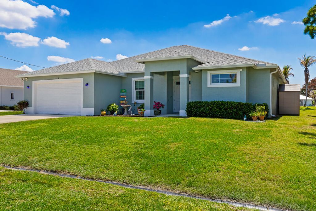 2549 SE Lyman Circle, Port Saint Lucie, FL 34952 Photo