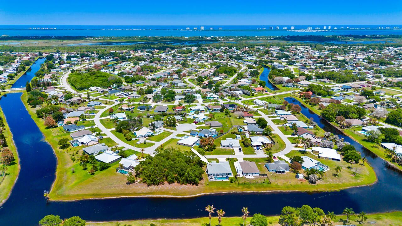 2549 SE Lyman Circle, Port Saint Lucie, FL 34952 Photo