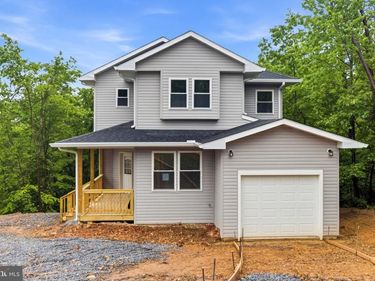 607 SOUTH LAKEVIEW, CROSS JUNCTION, VA 22625