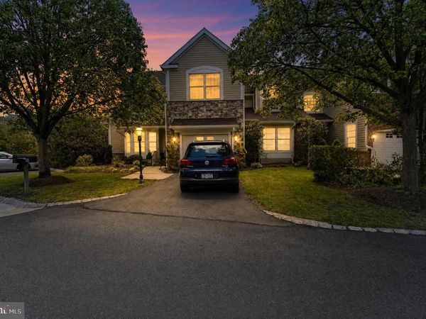 6 HEDGE ROAD, PRINCETON, NJ 08540