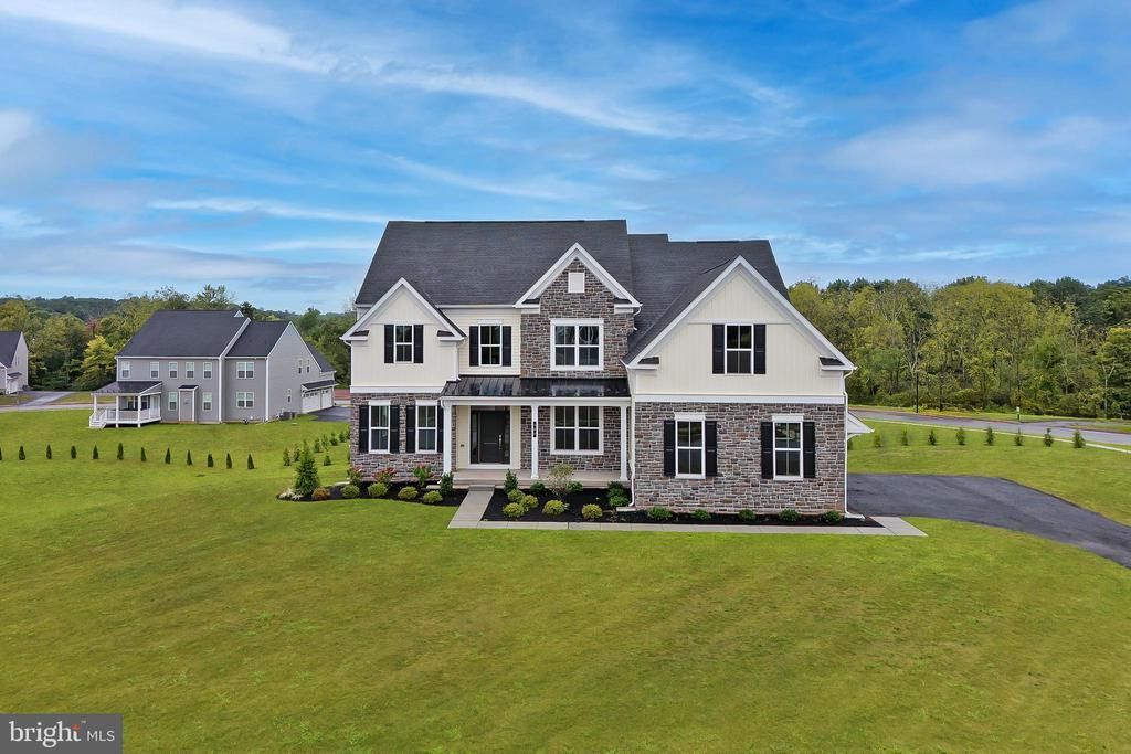 409 LONGVIEW DRIVE , COLLEGEVILLE, PA 19426