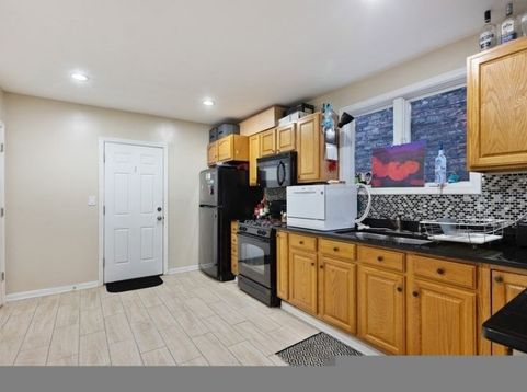 Main Photo