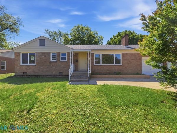 3 Marcella Road , Hampton, VA 23666