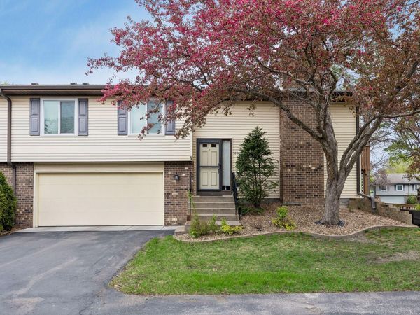 14441 92nd Avenue N, Maple Grove, MN 55369