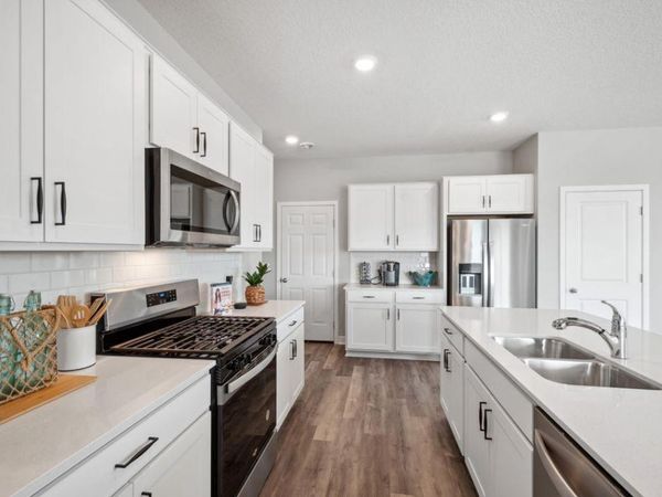 12616 Marshview Drive, Rogers, MN 55374