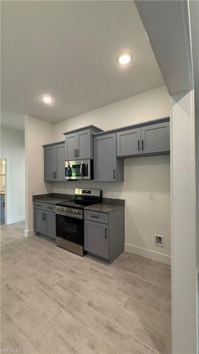 657 Windermere Dr, Lehigh Acres, FL 33972 Photo