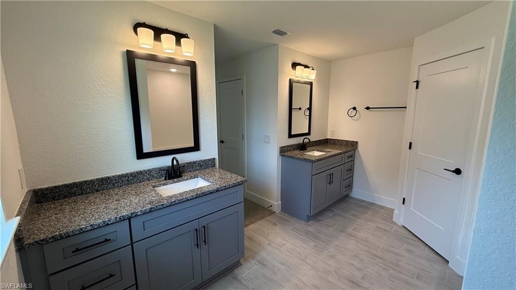 657 Windermere Dr, Lehigh Acres, FL 33972 Photo