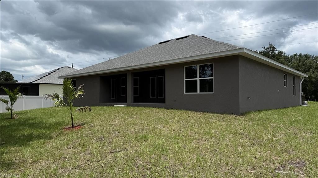 657 Windermere Dr, Lehigh Acres, FL 33972 Photo