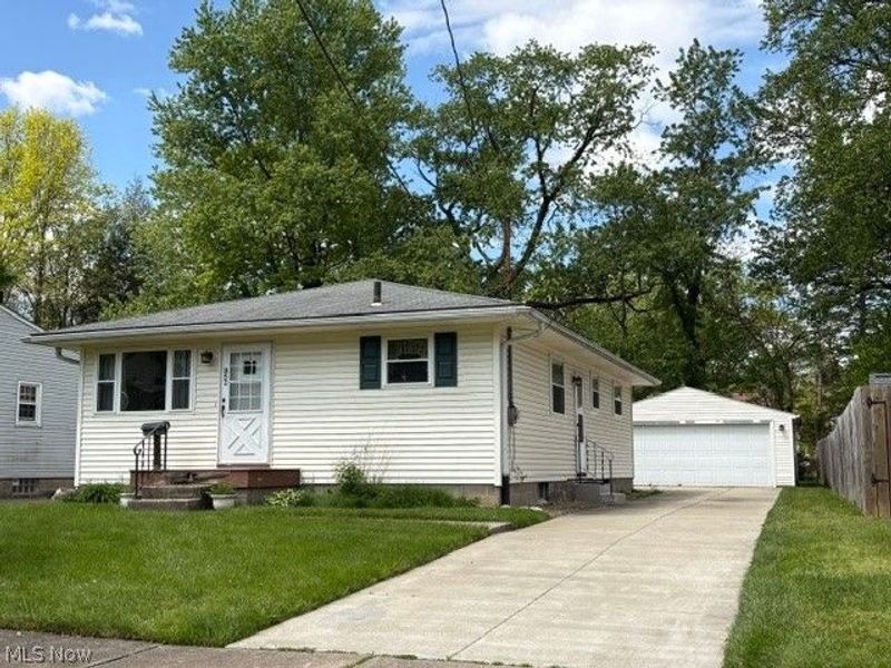 852 Manitou Avenue, Akron, OH 44305 Photo 18