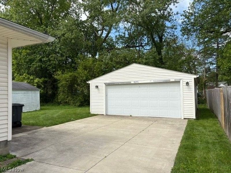 852 Manitou Avenue, Akron, OH 44305 Photo 3