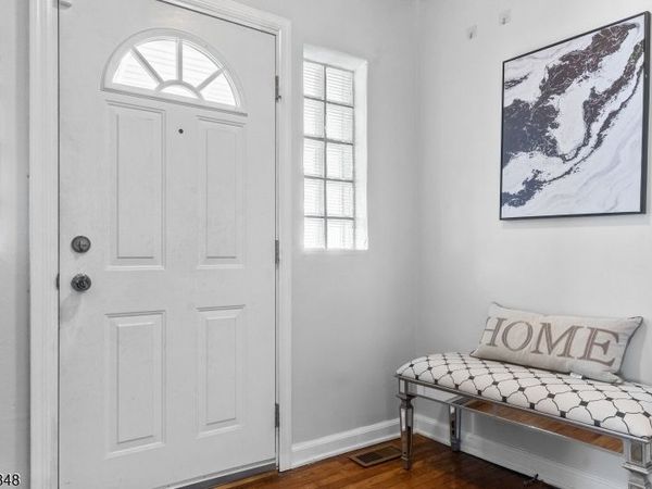 1032 E Blancke St, Linden, NJ 07036