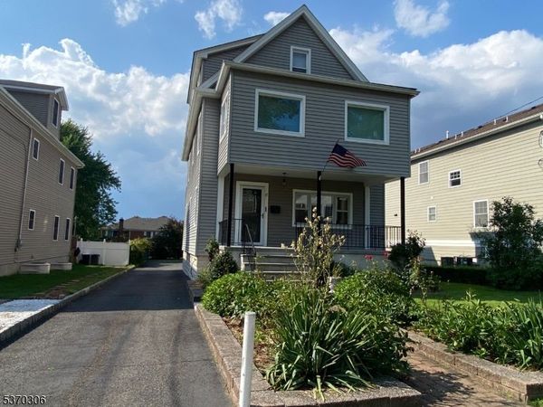 11 Lafayette Ave, Unit 1, Summit, NJ 07901