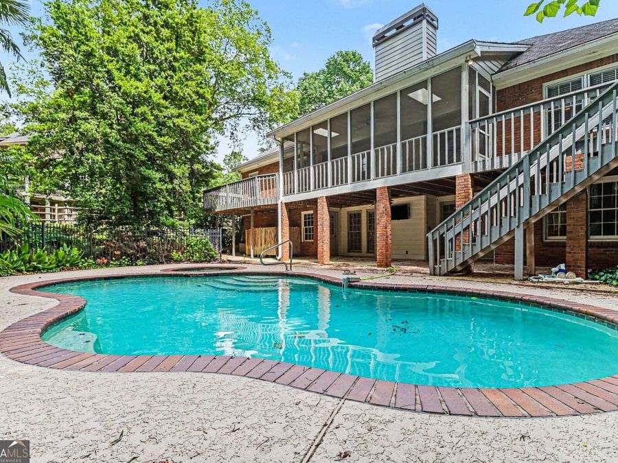 Property Image 32