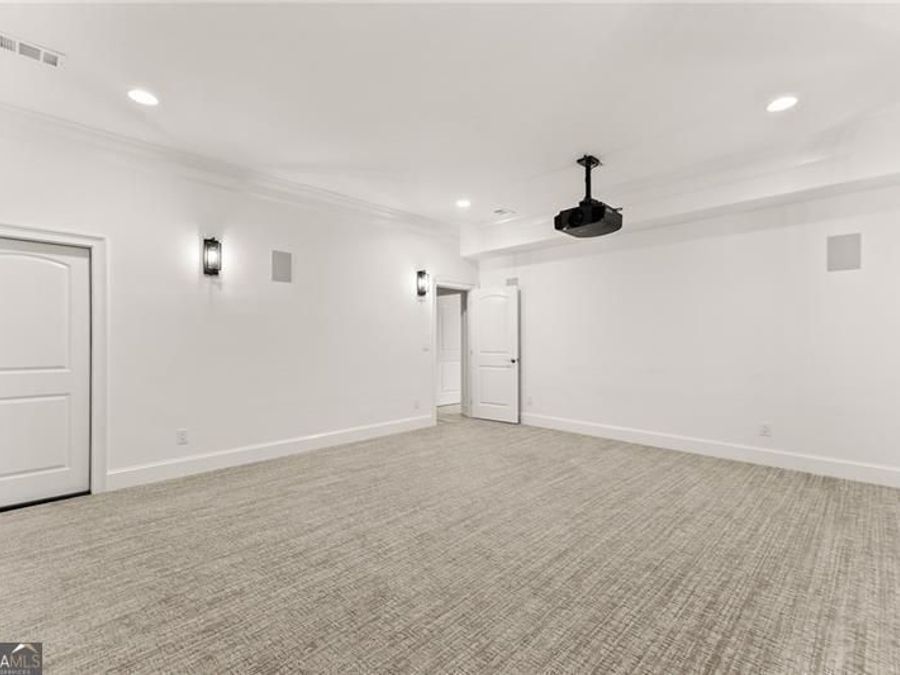 Property Image 80